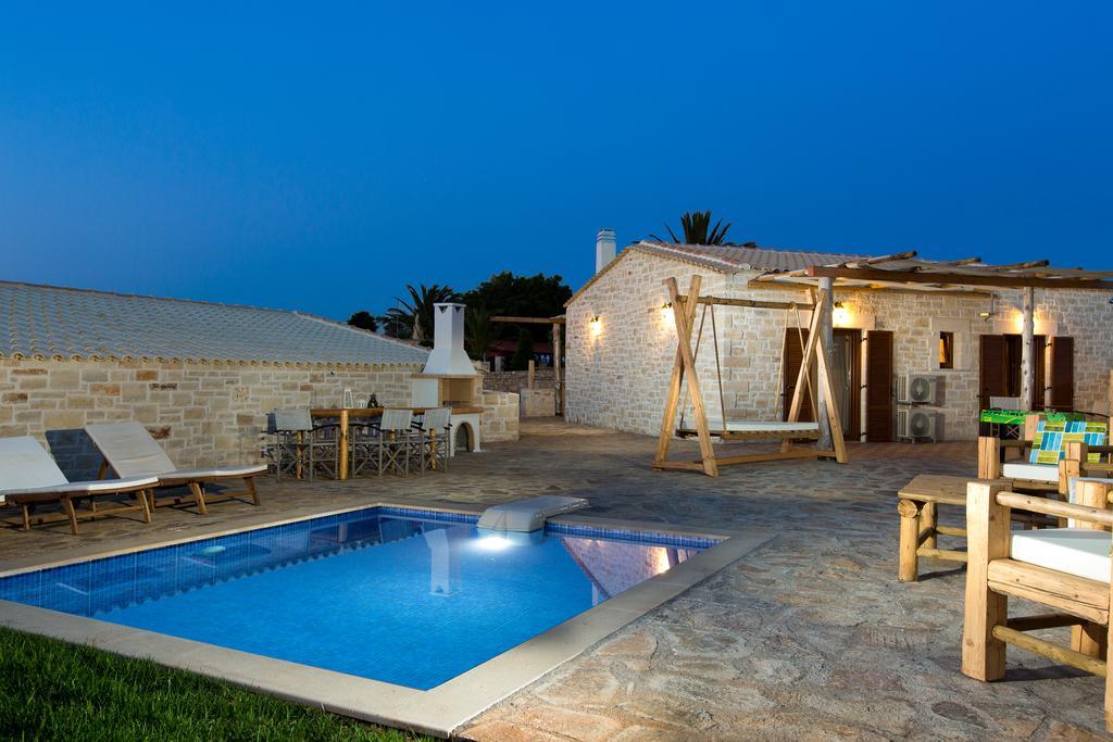 Chainteris Villas, Vast Views, By Thinkvilla Prínos Buitenkant foto